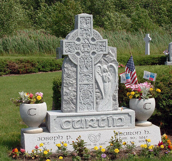 granite-cemetery-monument-86_celtic